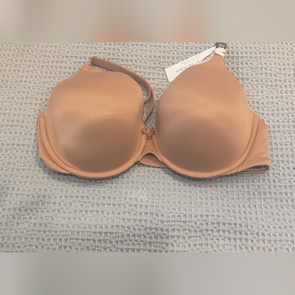 NWT body by Victoria 34DD lightly lined bra
